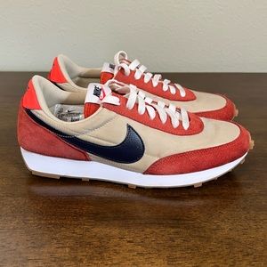 Nike Daybreak Sneakers Women’s Size 7.5